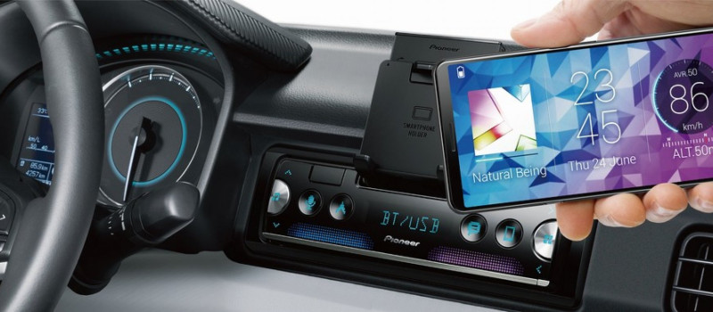 Pioneer autorádio, které je tak trochu jinéjedna